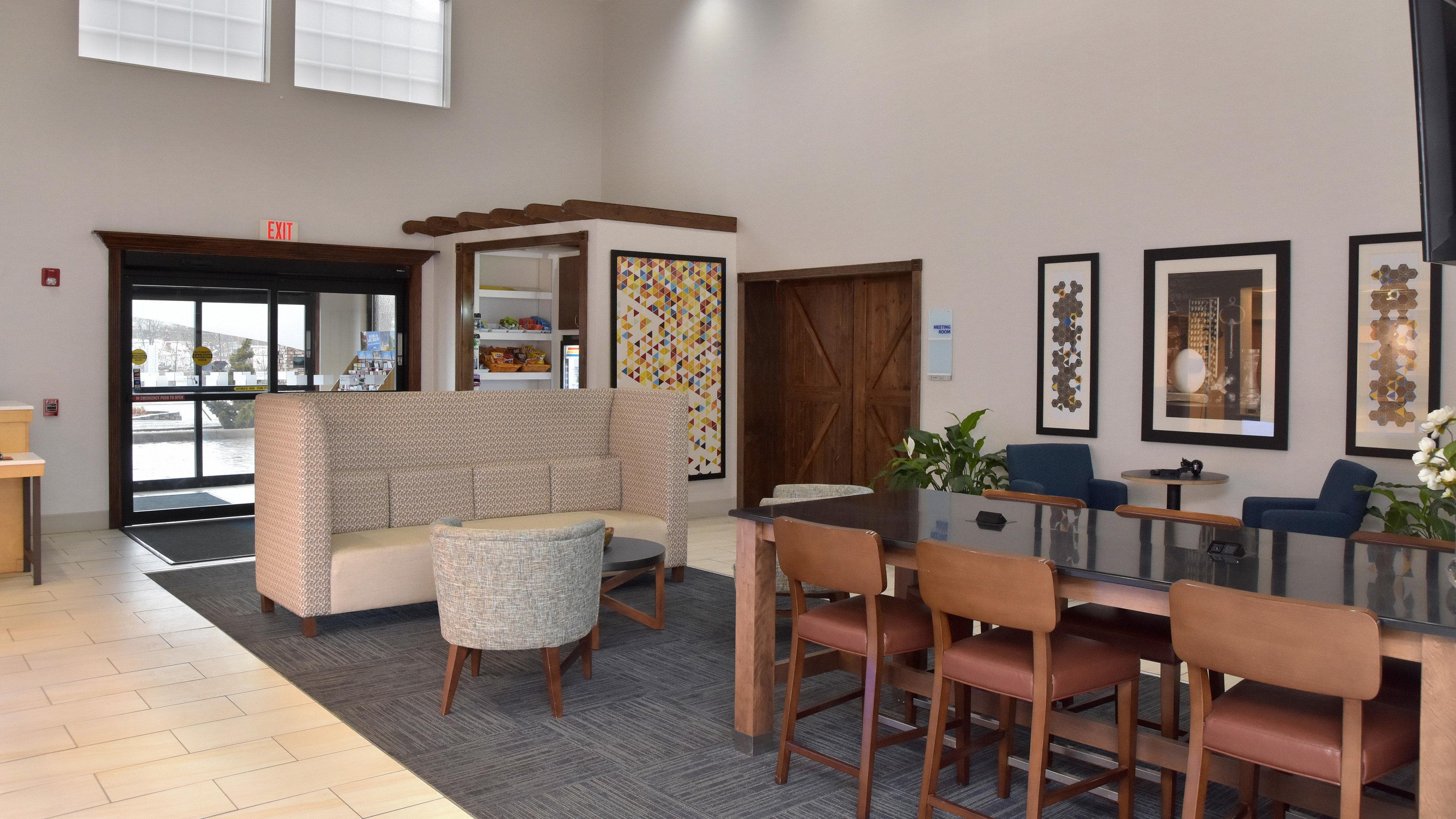 Holiday Inn Express Mount Pleasant- Scottdale By Ihg Экстерьер фото
