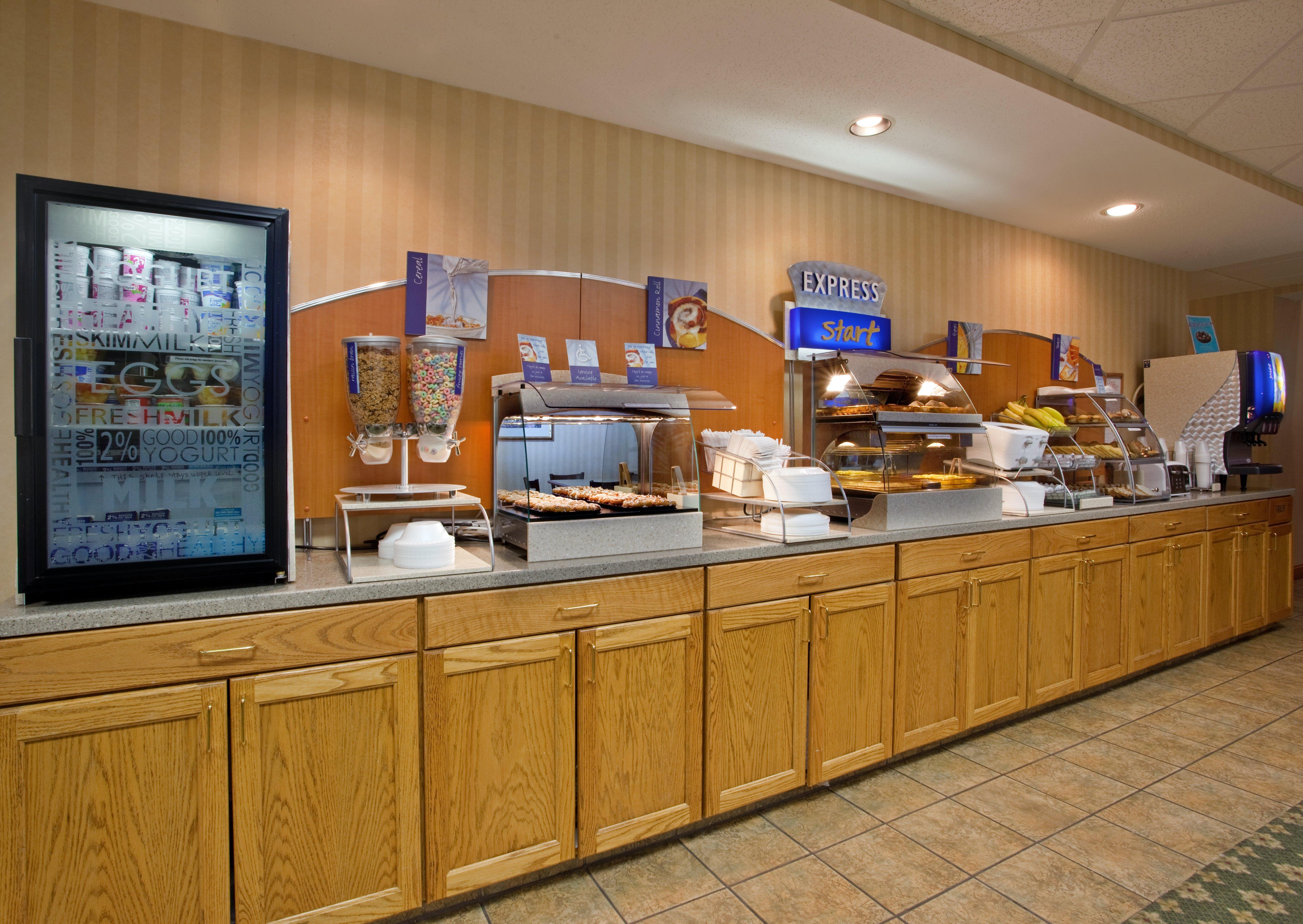 Holiday Inn Express Mount Pleasant- Scottdale By Ihg Экстерьер фото