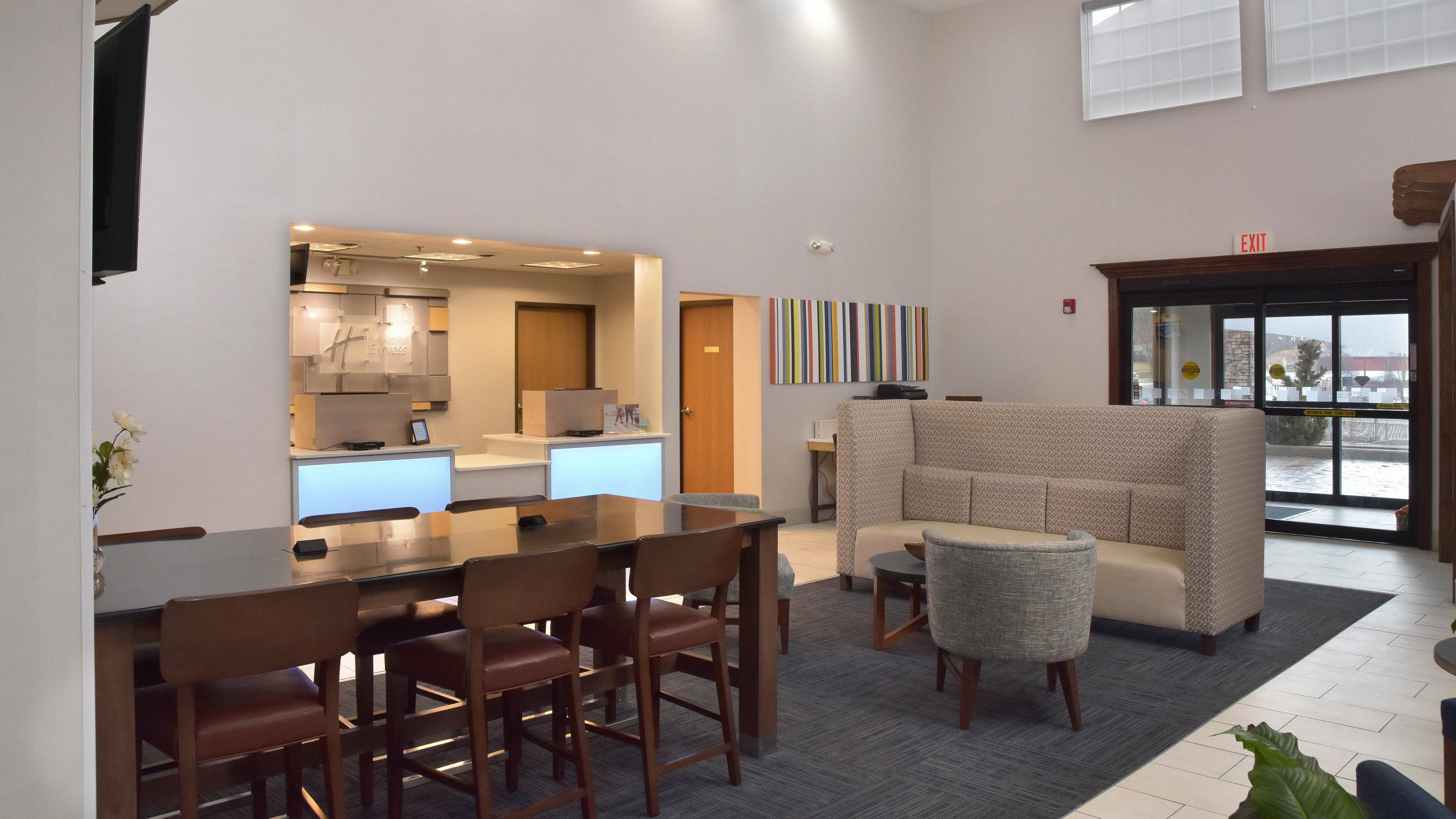 Holiday Inn Express Mount Pleasant- Scottdale By Ihg Экстерьер фото