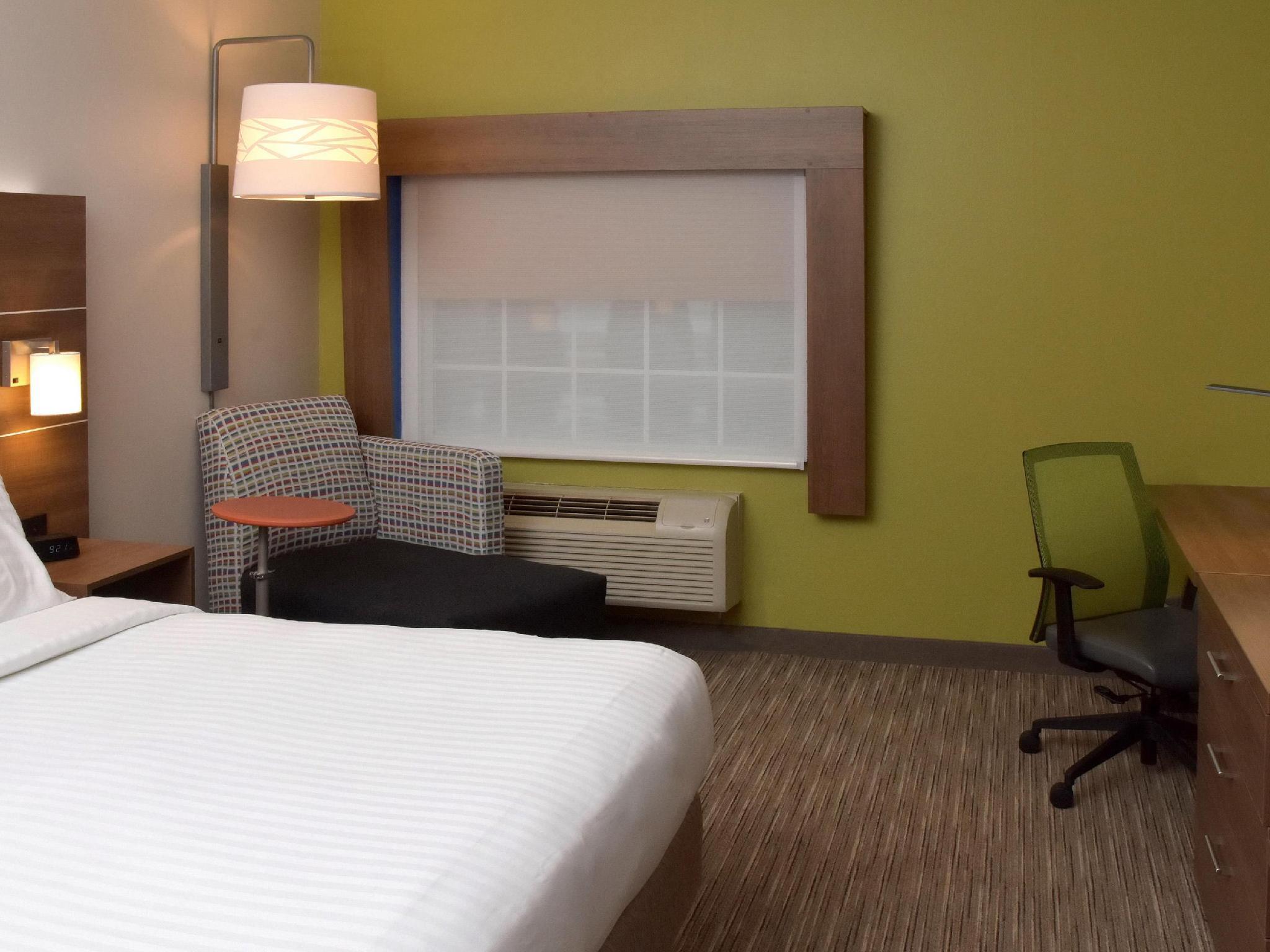 Holiday Inn Express Mount Pleasant- Scottdale By Ihg Экстерьер фото
