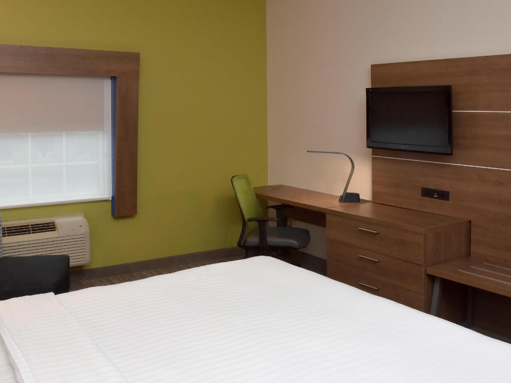 Holiday Inn Express Mount Pleasant- Scottdale By Ihg Экстерьер фото