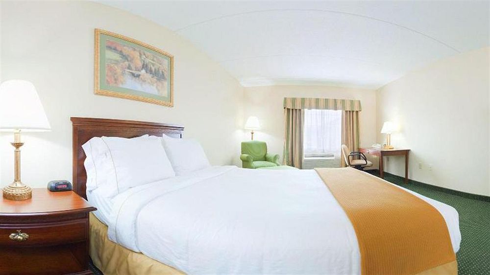 Holiday Inn Express Mount Pleasant- Scottdale By Ihg Экстерьер фото